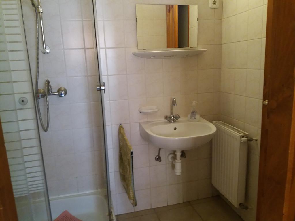 Rakoczi Panzio Hotel Debrecen Buitenkant foto